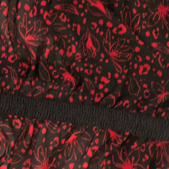 Black and red teddy - Picture 3 of 3